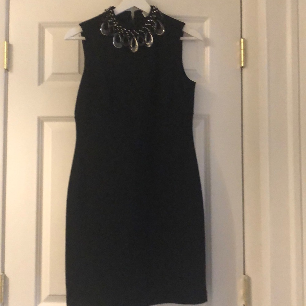 Trina Turk sz2 black dress with decorative collar